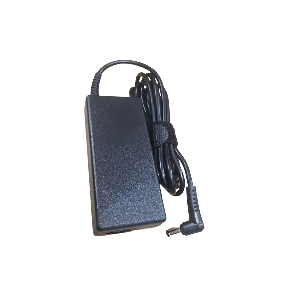 CoreParts MBA1033 Power Adapters & Inverters - Black