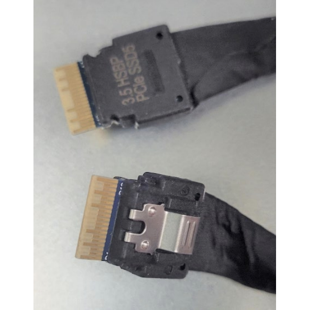 Intel CYPCBLSLMIDPIN Serial Attached SCSI (SAS) cable 0.16 m