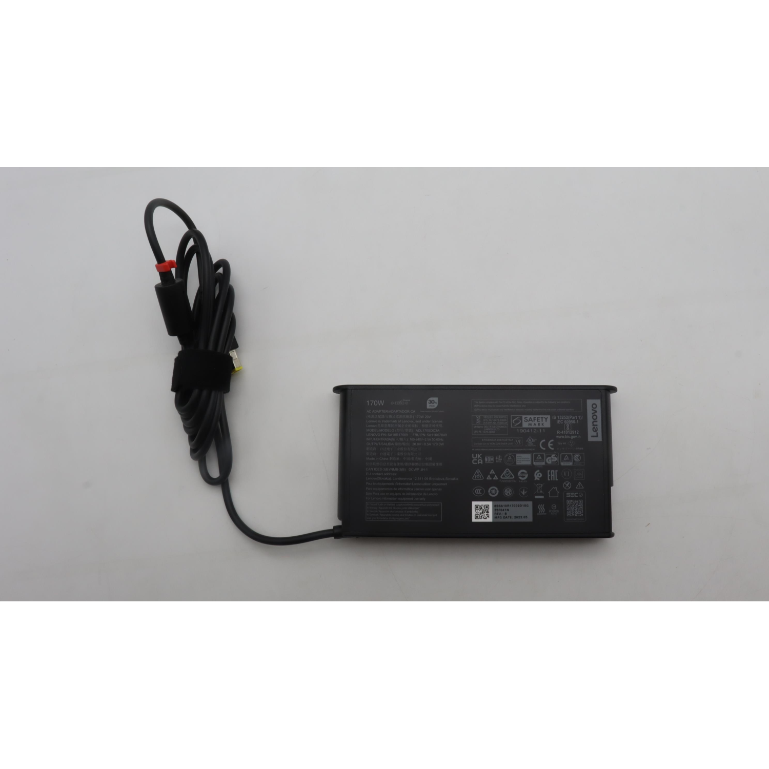 Lenovo 170W Power Adapters & Inverters - Black