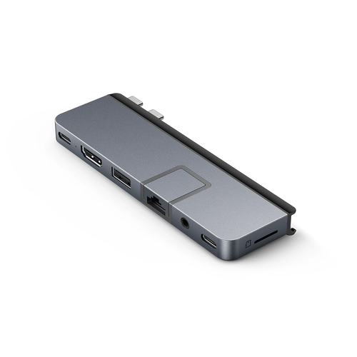 Targus USB4 Laptop Docks & Port Replicators